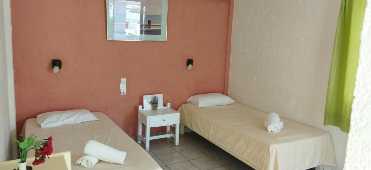 Cleo Rooms 250M From The Beach มาเลีย ภายนอก รูปภาพ