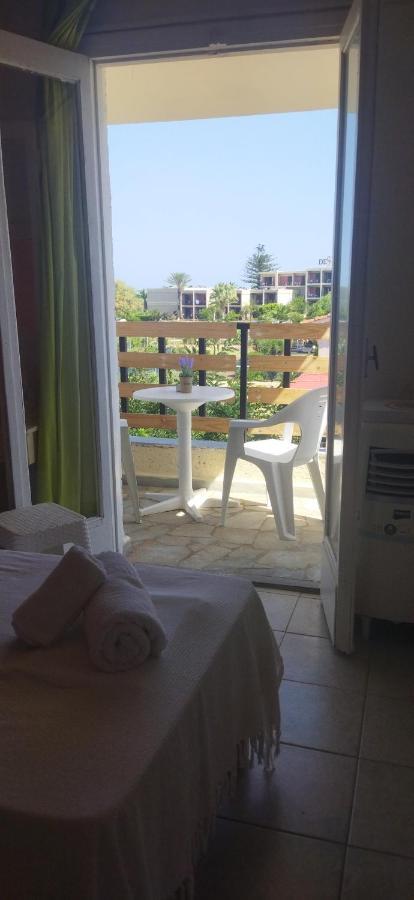 Cleo Rooms 250M From The Beach มาเลีย ภายนอก รูปภาพ
