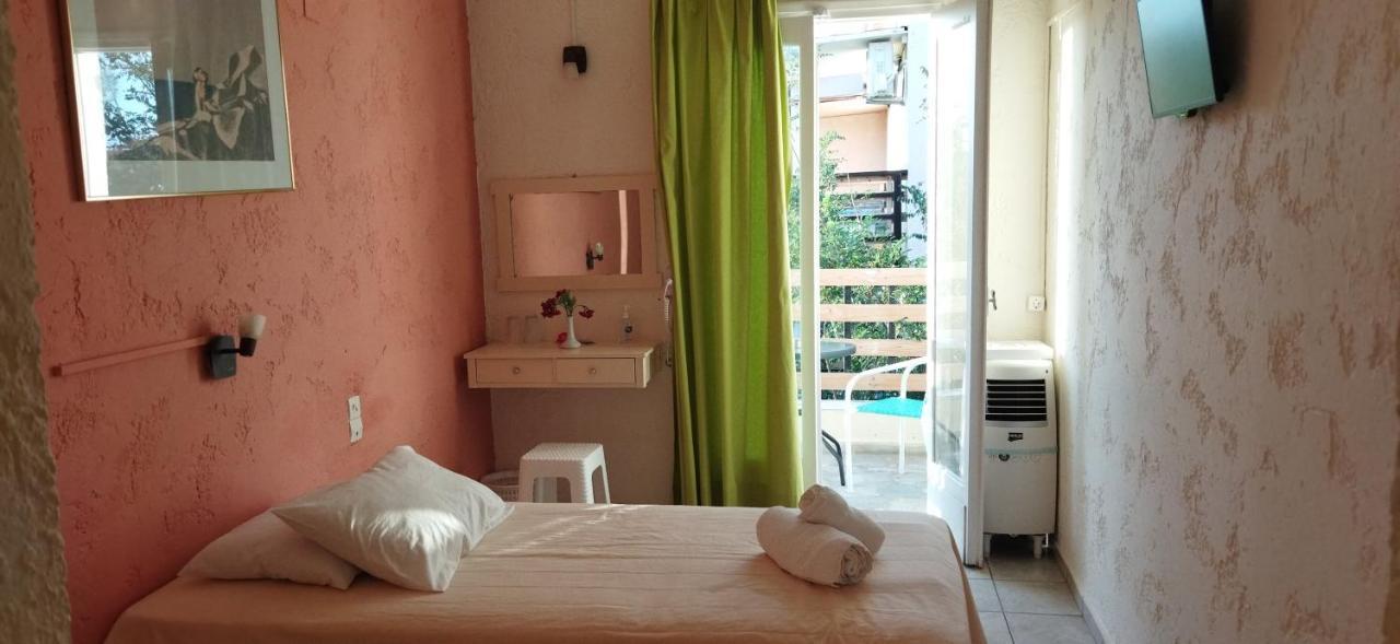 Cleo Rooms 250M From The Beach มาเลีย ภายนอก รูปภาพ